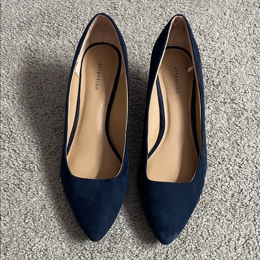 Attention Women's Classic Faux Suede Navy Heels Size 8.5